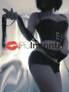 Scopri su Piuincontri.com Divina Fendom, escort a Torino Zona Torino città