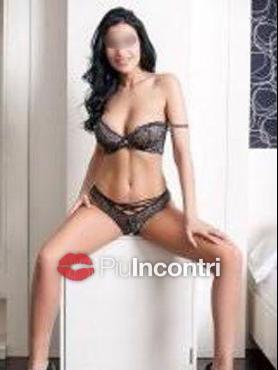 Scopri su Piuincontri.com Maria Colombiana è Torino escort Zona Vanchiglietta