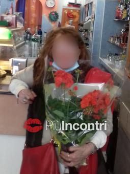 Scopri su Piuincontri.com IRIS è Torino escort Zona Centro Storico